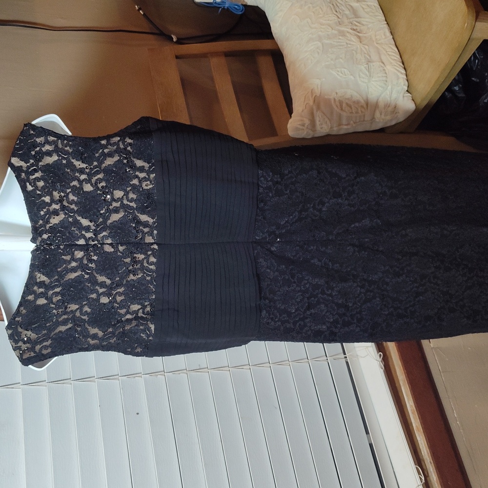 SCARLETT DRESS - Picture 3 of 5